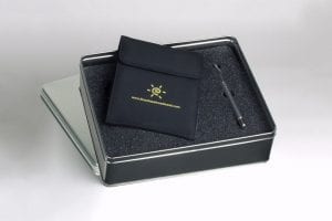 Popup Image: Metal Gift Box